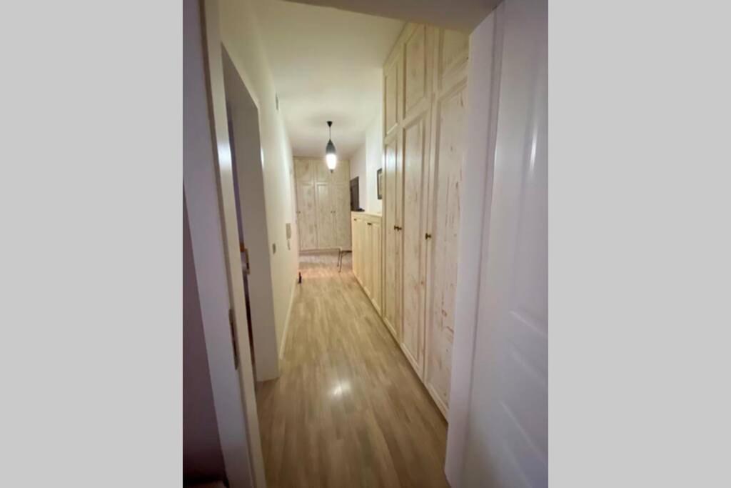 Cozy Lake Front Flat Bequeme Wohnung An Der See 포그라데츠 외부 사진