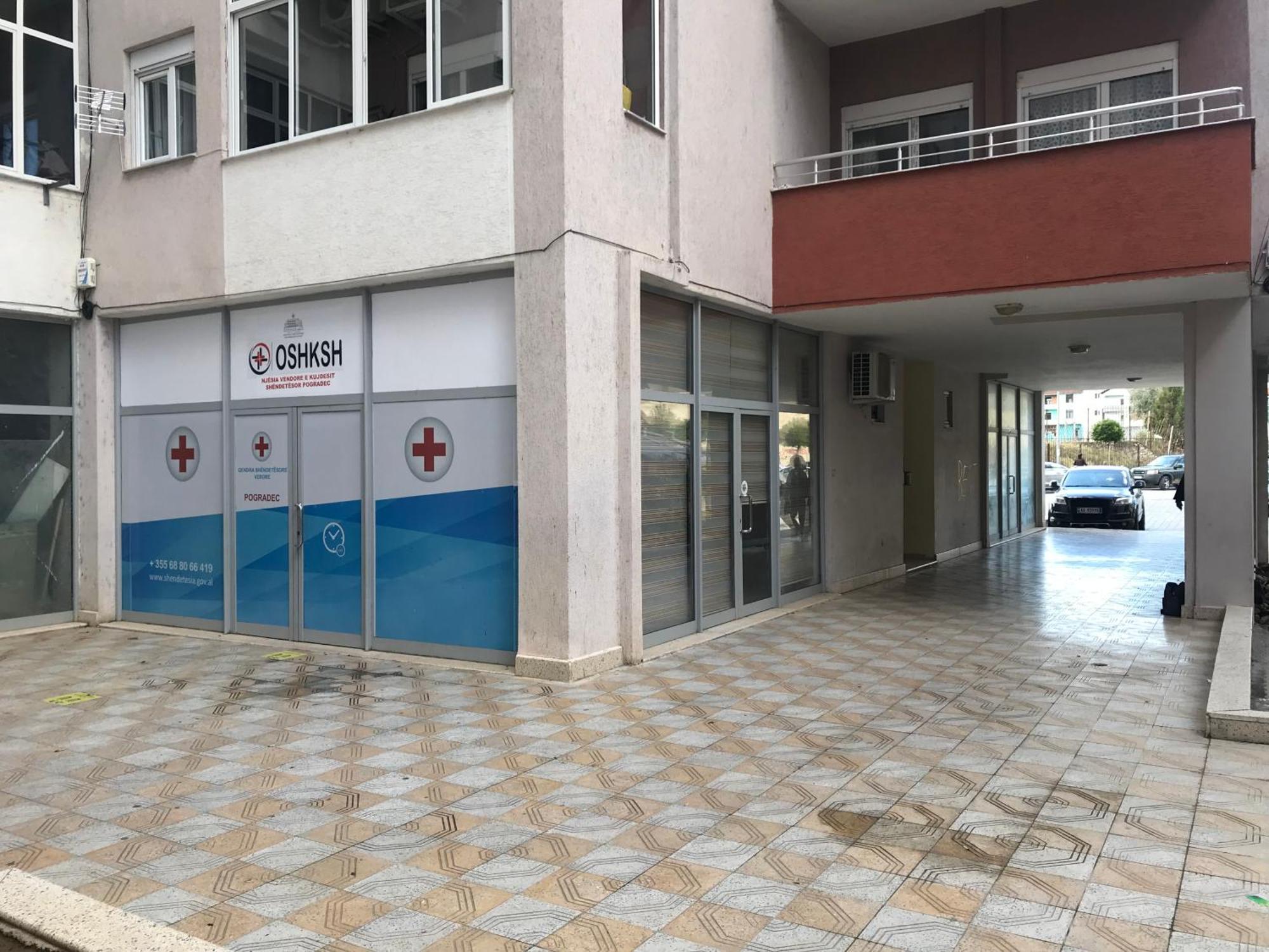 Cozy Lake Front Flat Bequeme Wohnung An Der See 포그라데츠 외부 사진